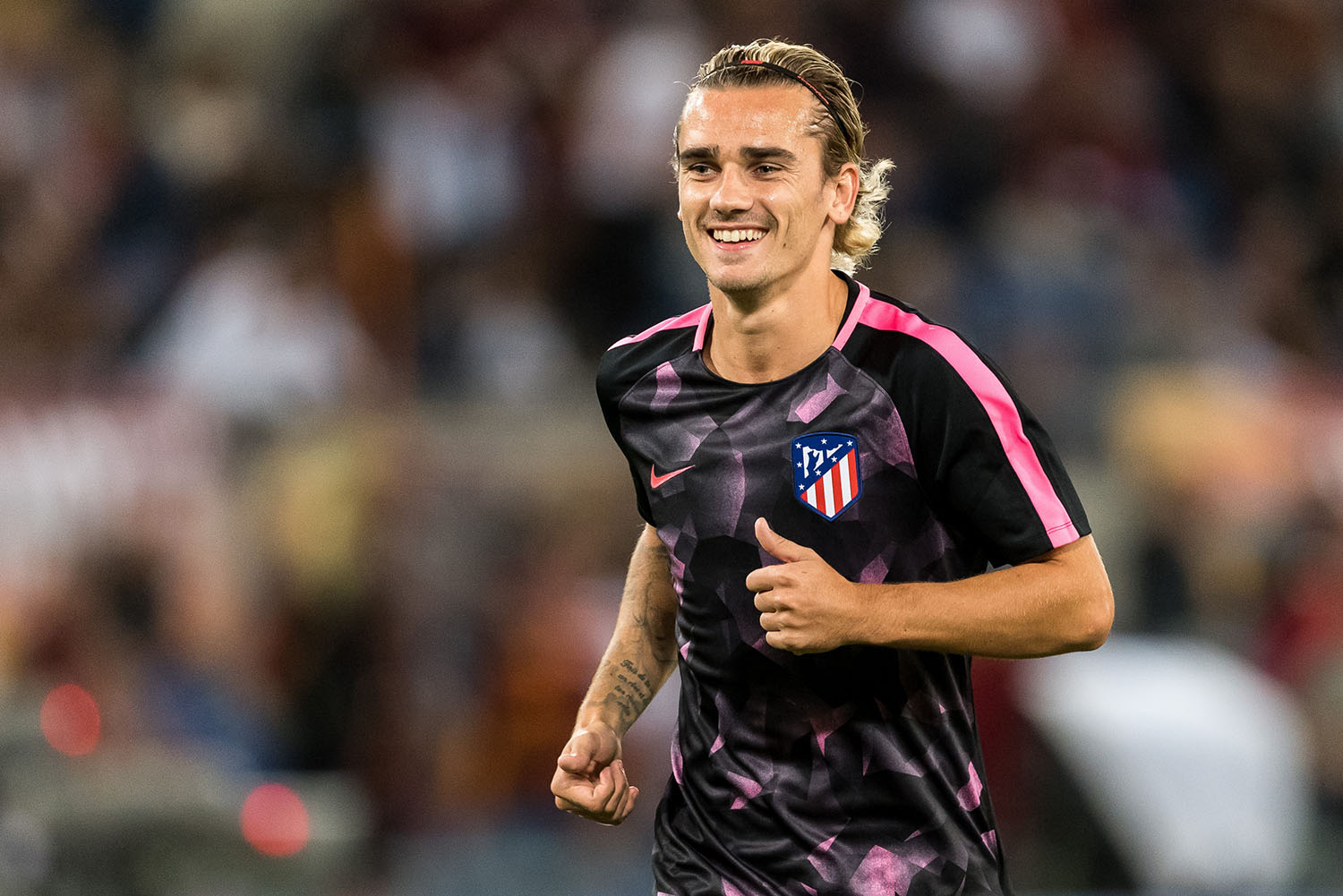 法国足球大战再度爆发,球员风采令人惊艳 法国足球大战再度爆发,球员风采令人惊艳