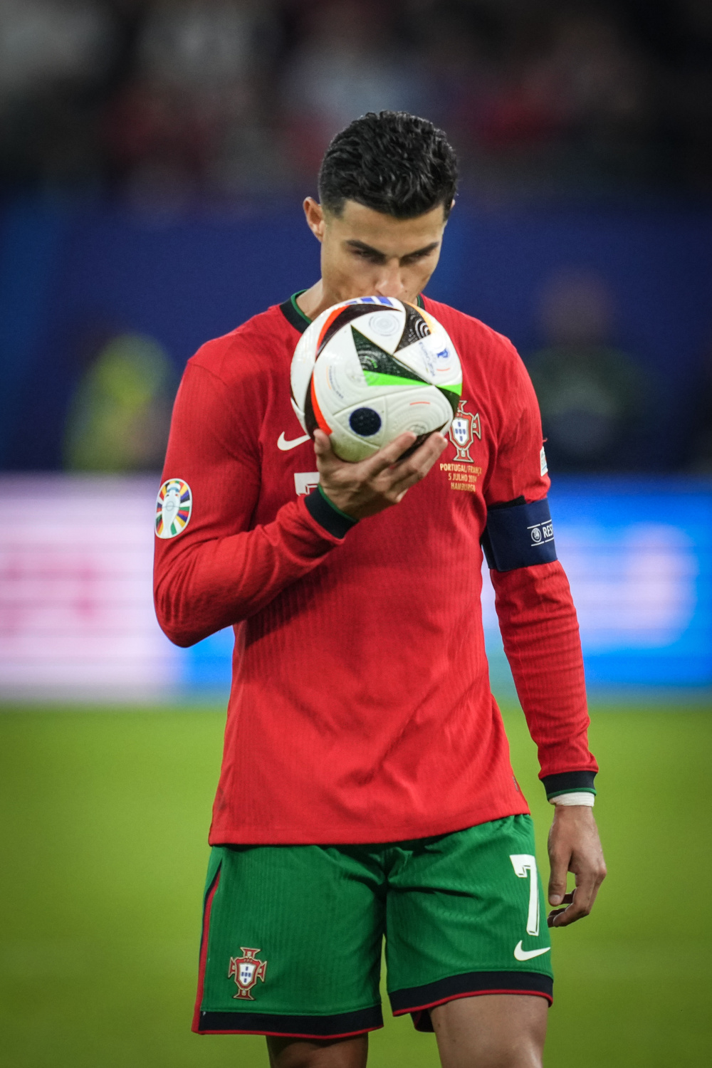 世俱杯改制-乌克兰队挑战法国队在国际足球赛场