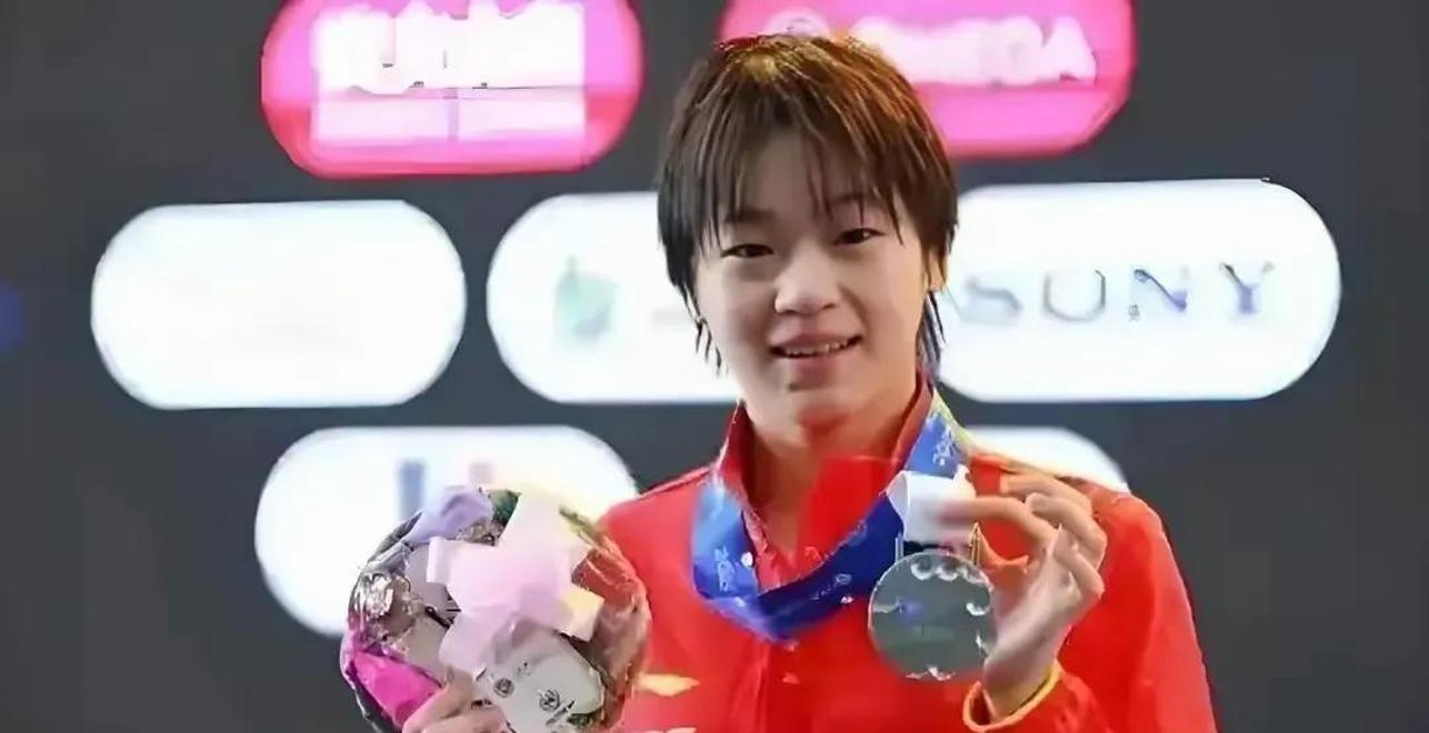 世俱杯决赛-加拿大运动员实现逆袭,夺得宝贵金牌