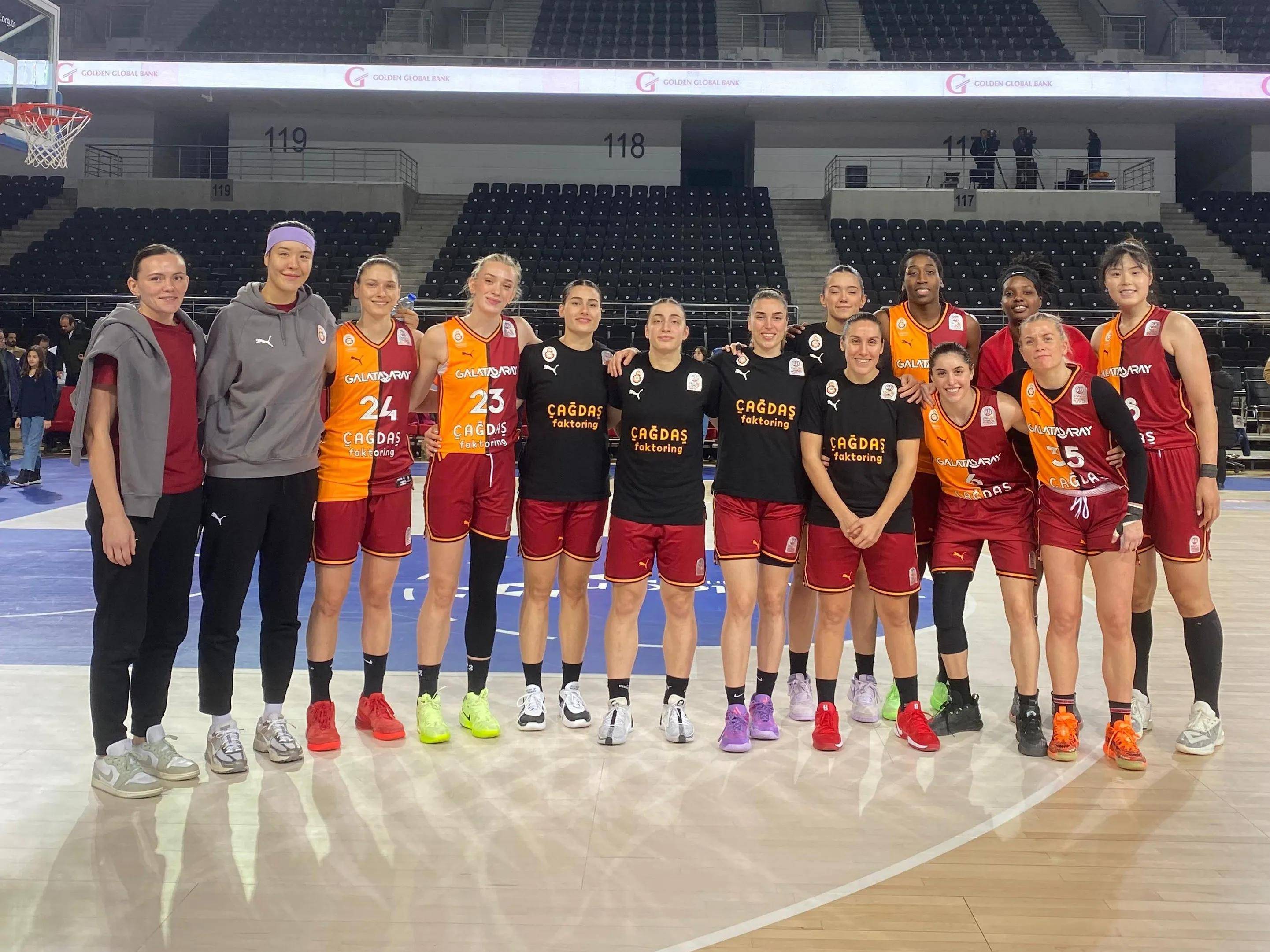 包含欧洲豪门球队多线作战,势必碾压对手挤进决赛的词条 包含欧洲豪门球队多线作战,势必碾压对手挤进决赛的词条