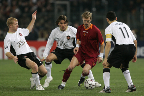 罗马防守端发挥出色成为赛季亮点 罗马防守端发挥出色成为赛季亮点