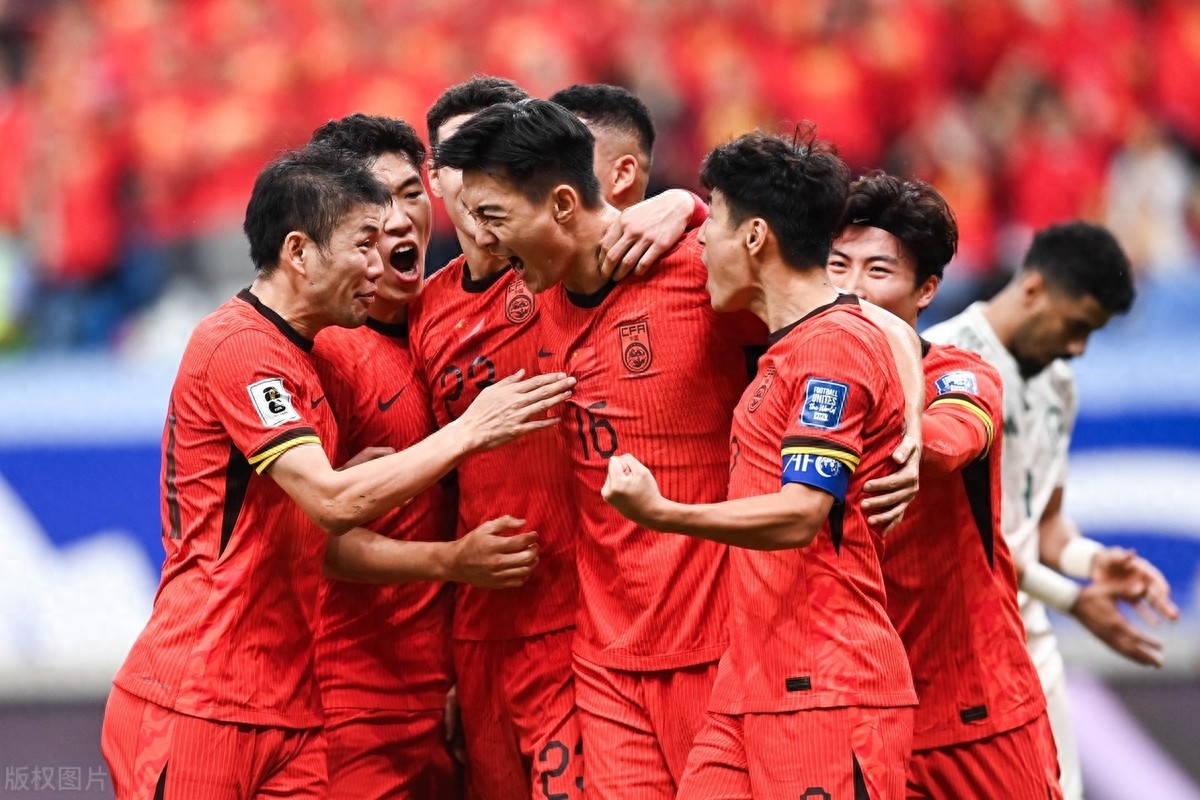 世俱杯官网-国内足球联赛大幕拉开,球迷热情高涨的简单介绍