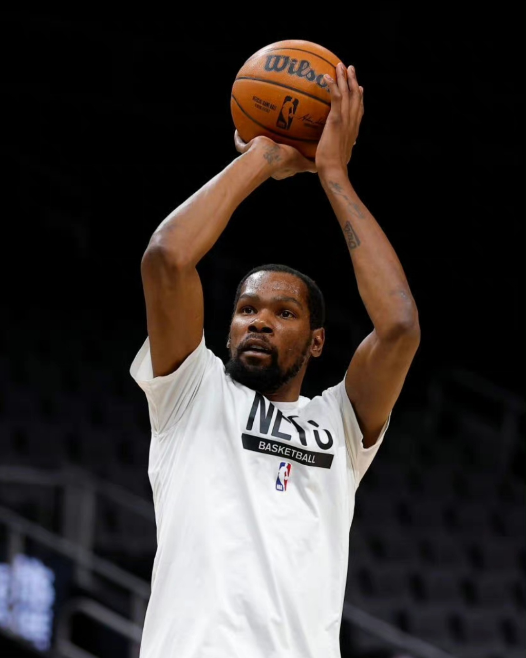 老鹰击败篮网,展现优秀实力 老鹰击败篮网,展现优秀实力