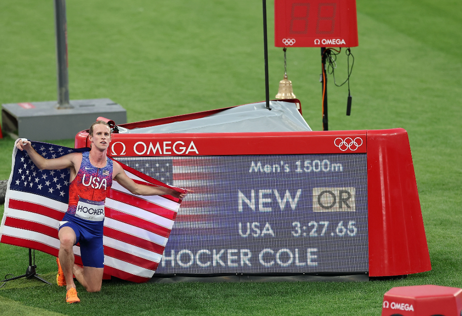 世俱杯官网-美国田径选手刷新纪录,登顶领奖台