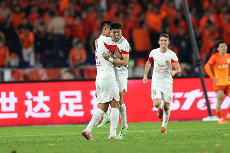 利物浦战胜横滨水手亚冠比赛蒸蒸日上的简单介绍