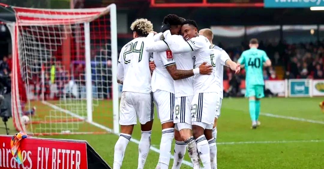 谢菲联主场失利,积分榜下滑的简单介绍 谢菲联主场失利,积分榜下滑的简单介绍