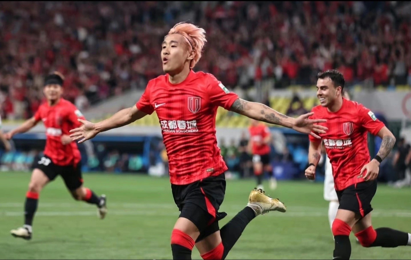 阿贾克斯青训一枝独秀，狂胜对手的简单介绍