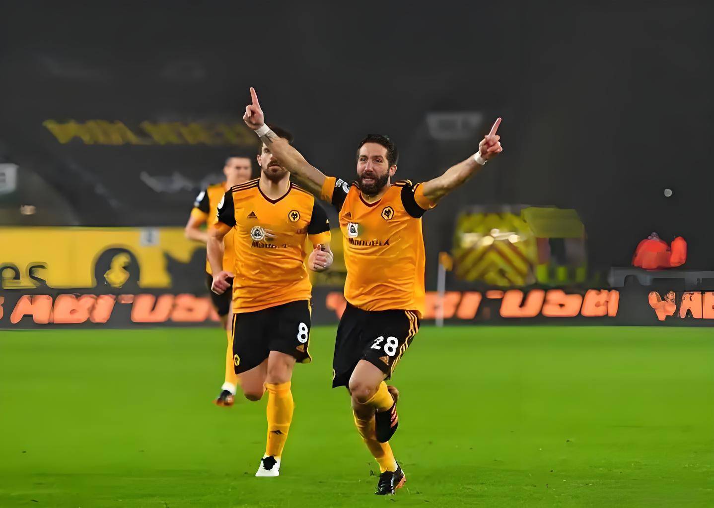 狼队的实力在英超比赛中得到认可，取得多场连胜的简单介绍