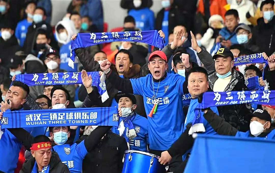 世俱杯决赛-武汉卓尔客场击败对手,夺三分