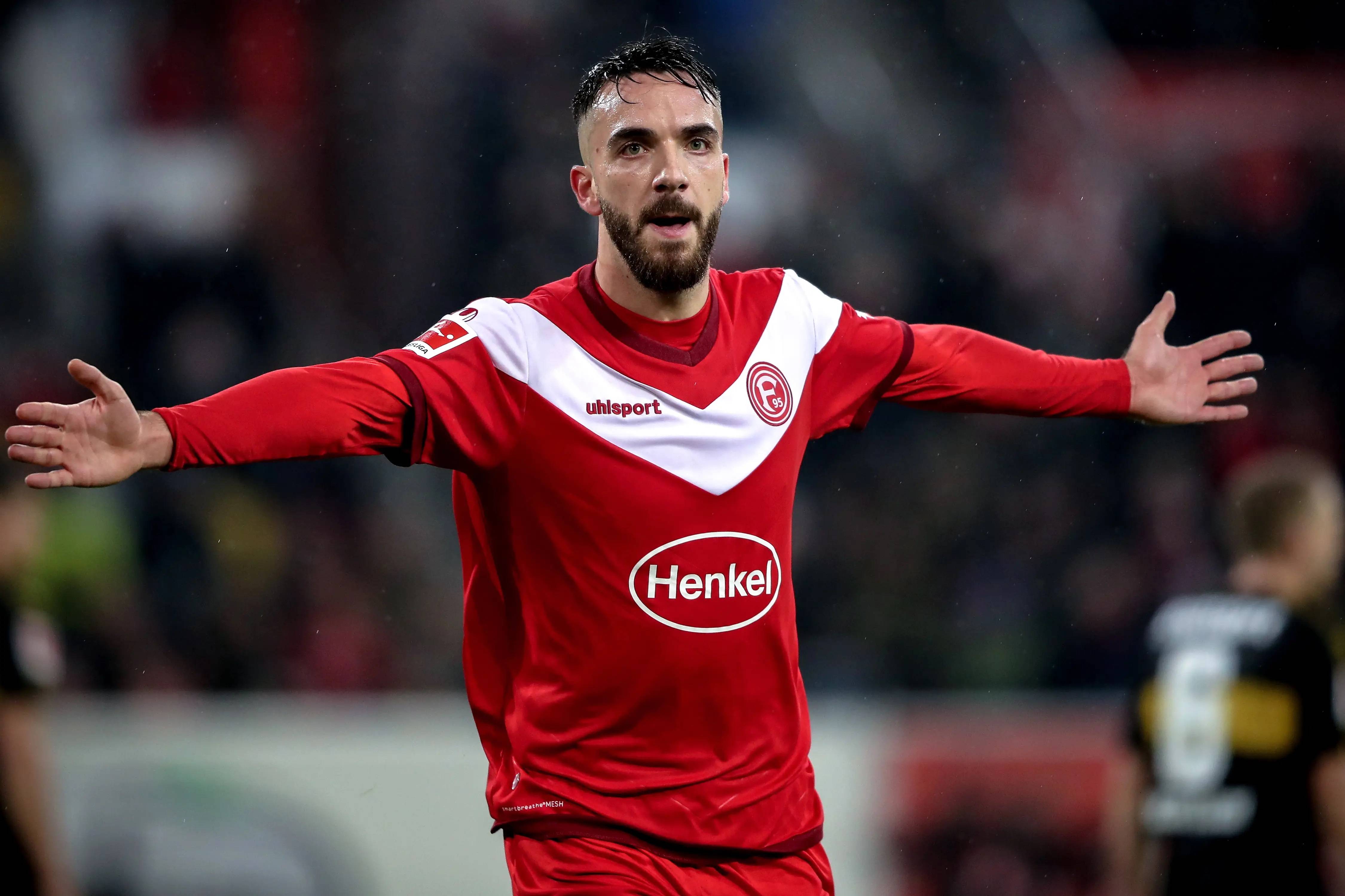 关于杜塞尔多夫球队主场失利,前景堪忧的信息 关于杜塞尔多夫球队主场失利,前景堪忧的信息