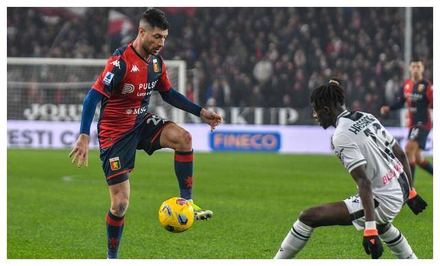 世俱杯冠军-拉齐奥胜利后球员庆祝,全队士气高昂