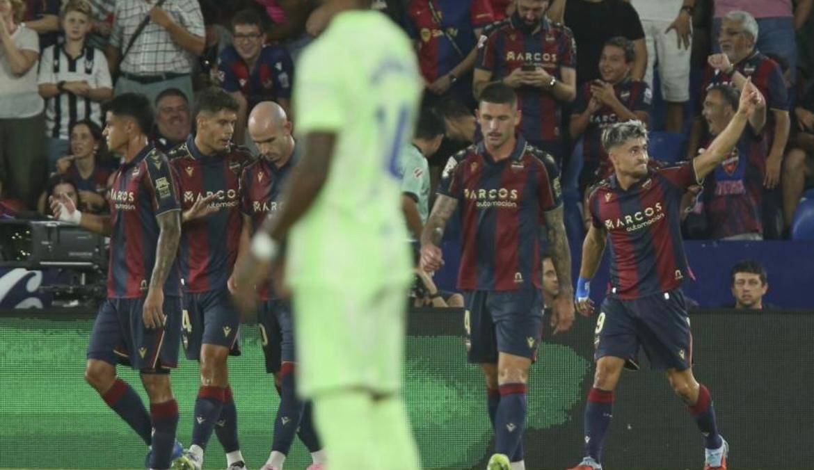 世俱杯改制-巴萨客场赴巴伦西亚,胜利浑沌