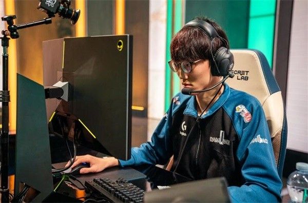 关于DRX血洗HKA,Canyon关键团战开团秒人鏖战多局全球总决赛,锁定晋级资格的信息 关于DRX血洗HKA,Canyon关键团战开团秒人鏖战多局全球总决赛,锁定晋级资格的信息