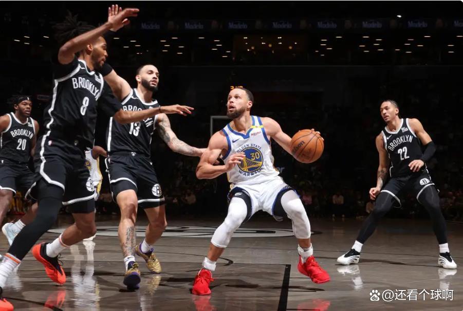 篮网全队状态神勇，逆转胜利引领先进