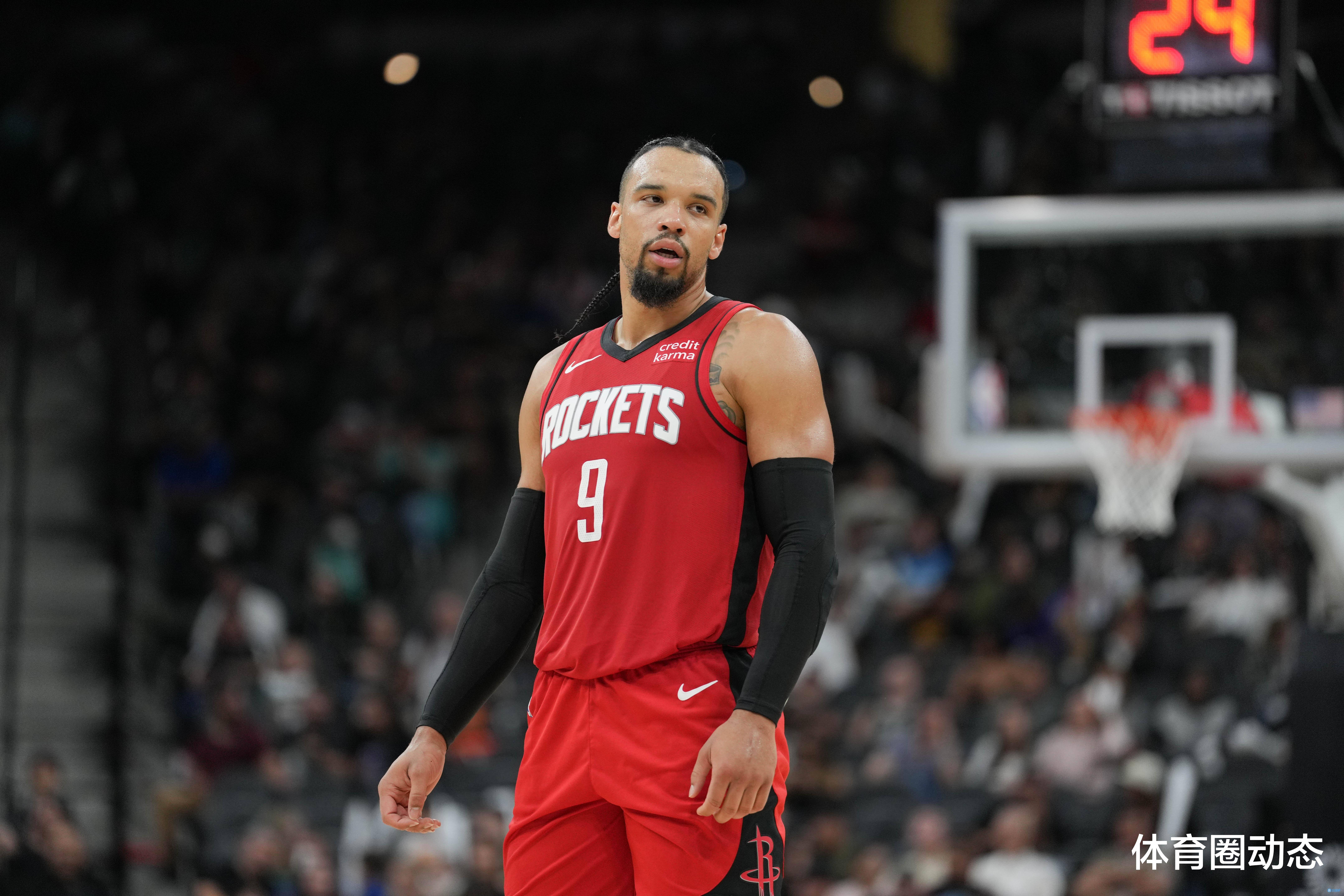 火箭惨遭爵士横扫,球队未来堪忧 火箭惨遭爵士横扫,球队未来堪忧