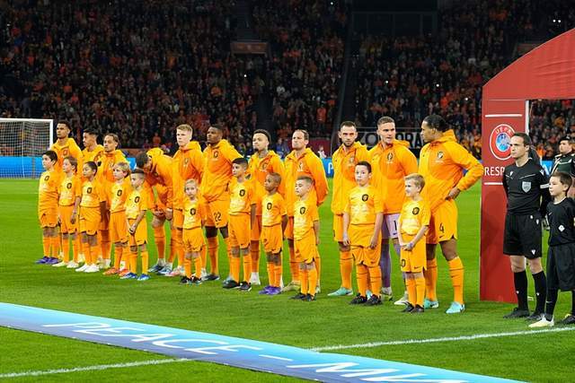 比利时队不敌荷兰,小组赛出局 比利时队不敌荷兰,小组赛出局