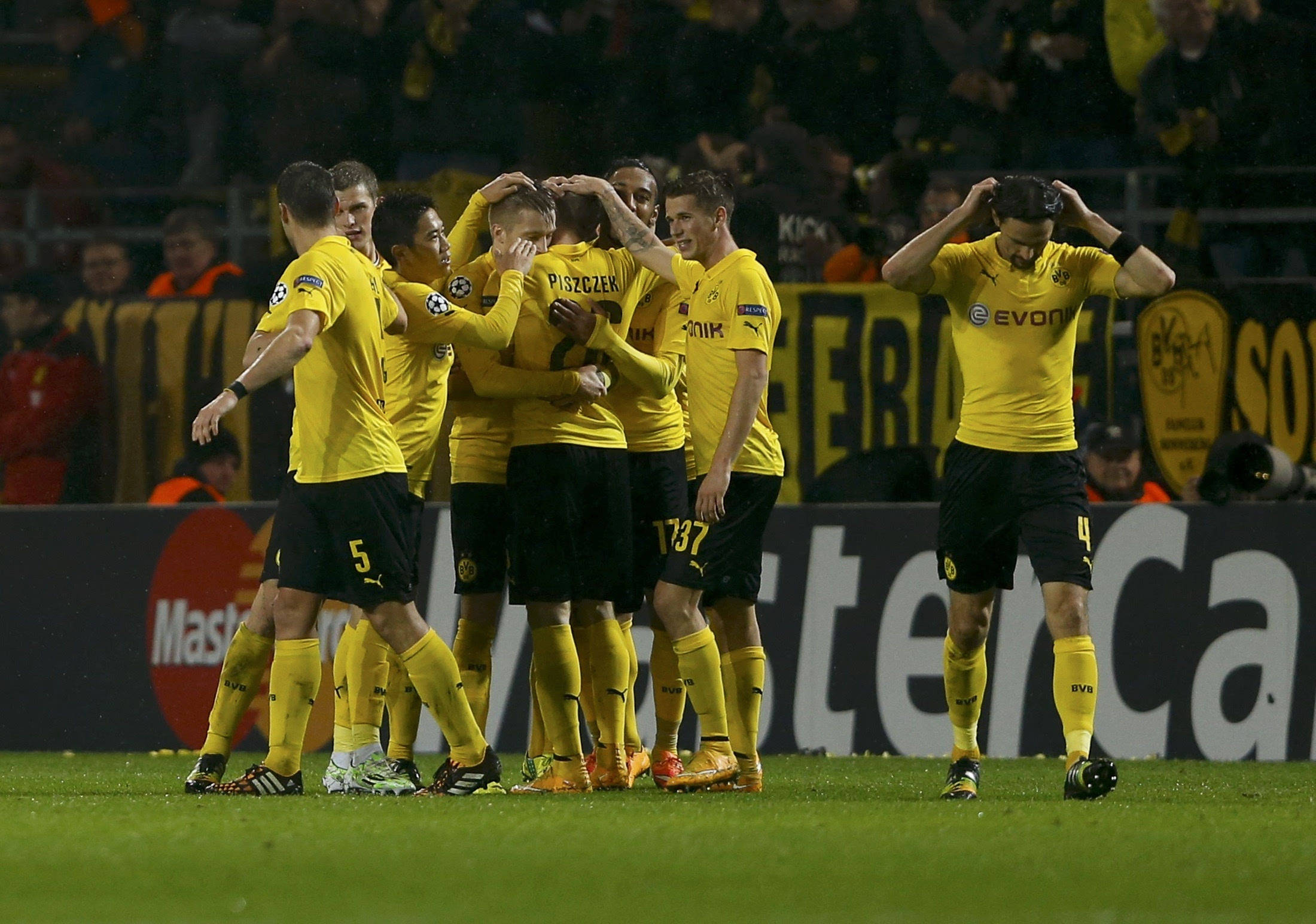 世俱杯2025-奥格斯堡客场逼平对手,实现不败延续