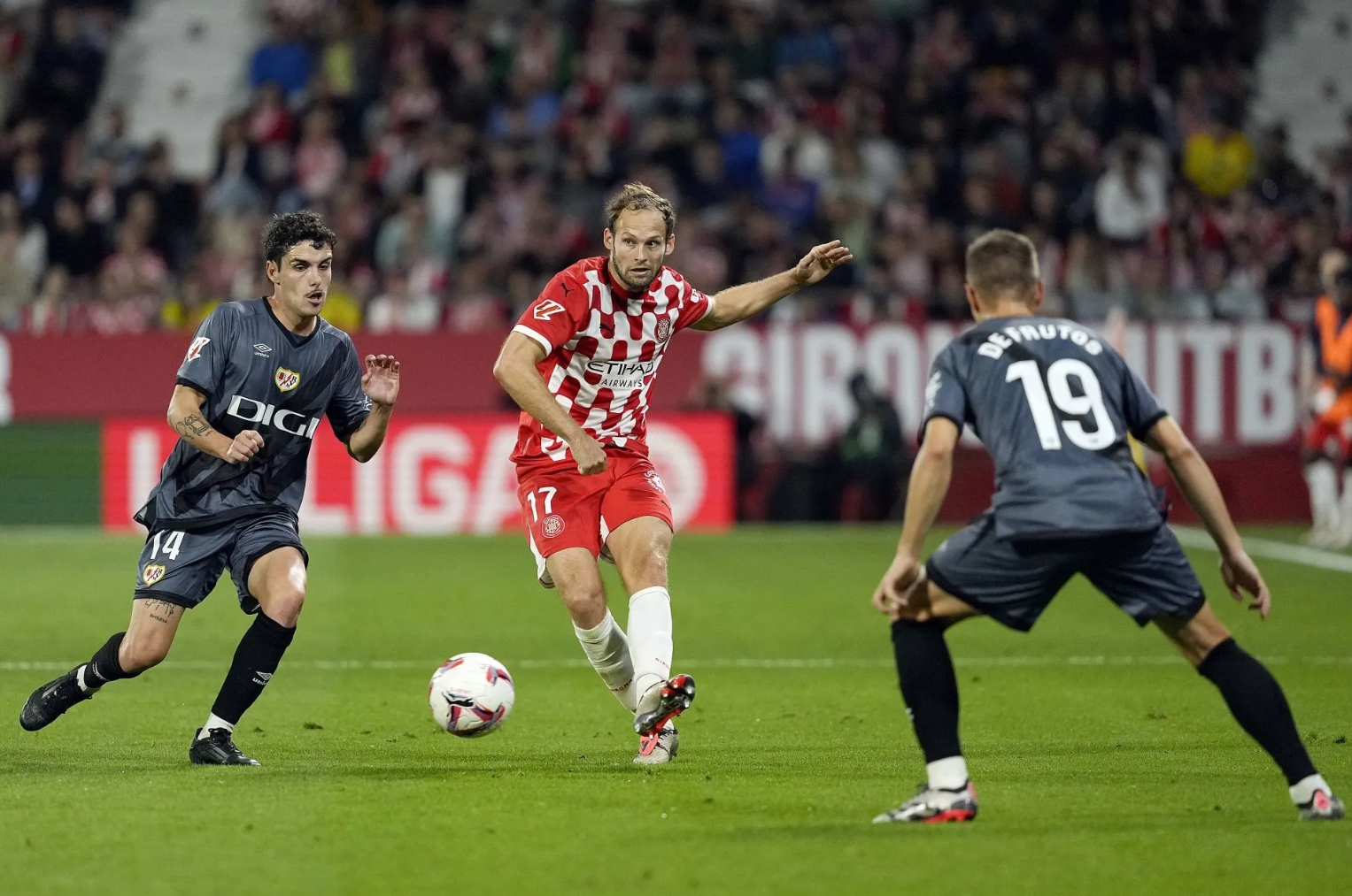 世俱杯官网-包含巴尔克罗纳主场击败毕奥朗加,连胜在望的词条