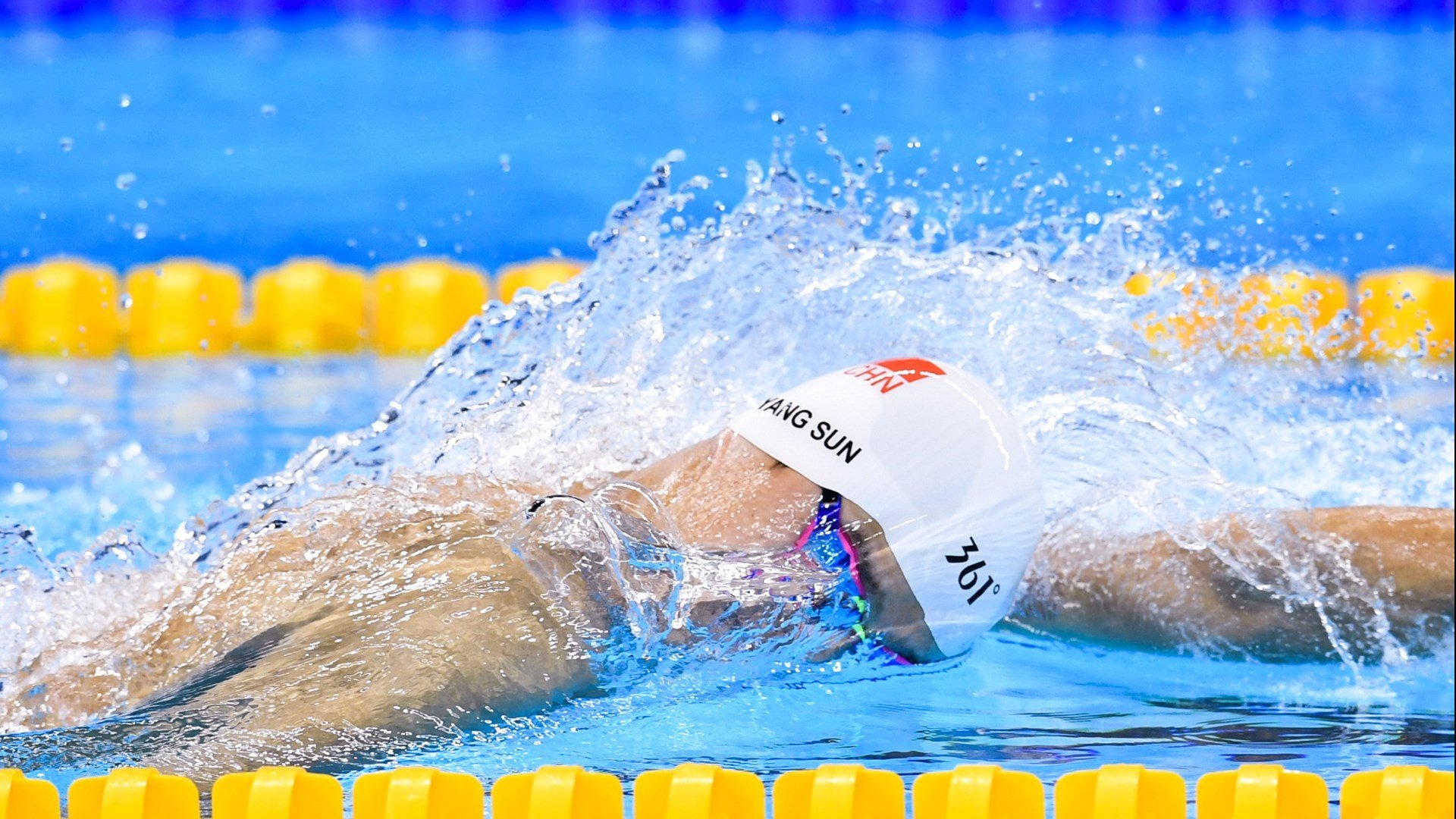 星光压境夜，小人物爆发时，马克西的生涯之夜如何搅动德甲争冠战