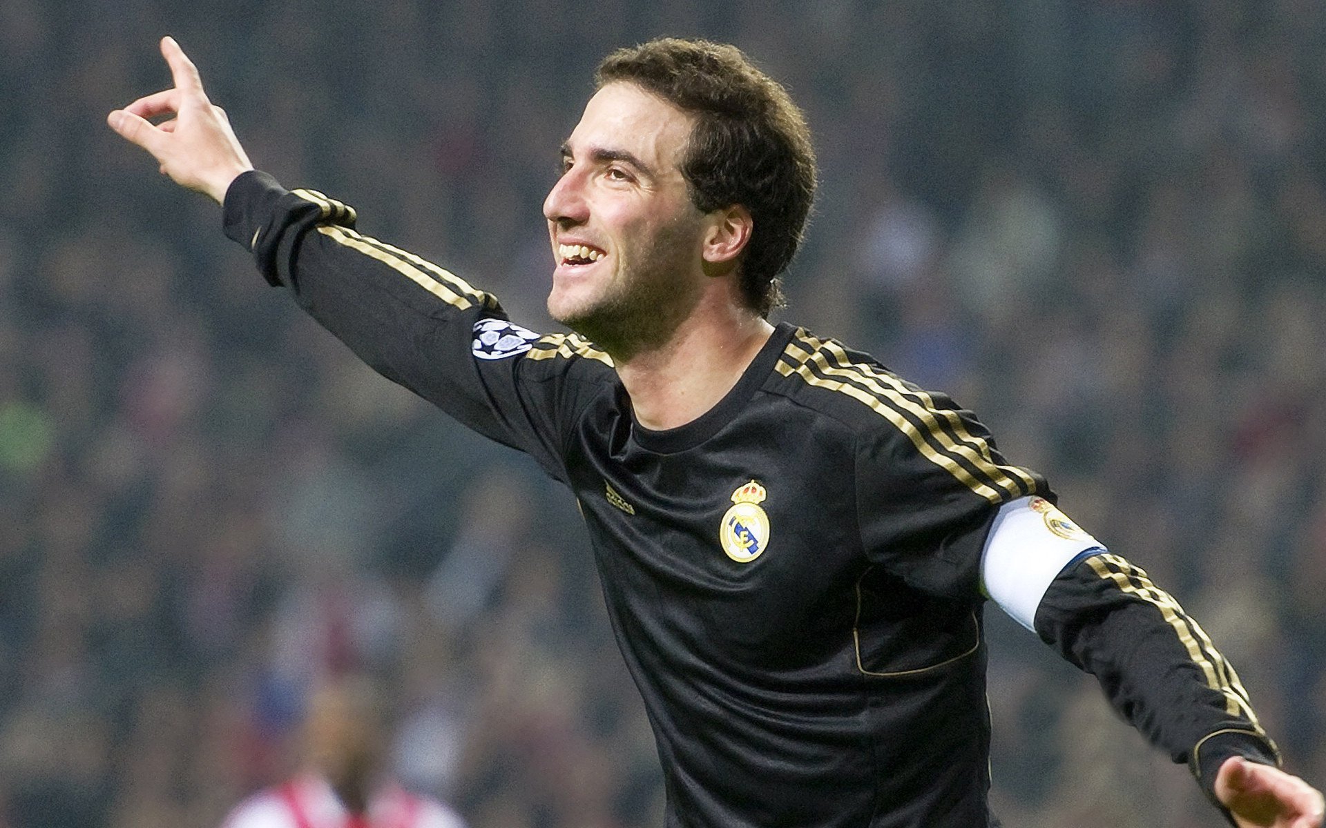 非典型尼斯神话，迪马利亚羽翼掀翻西班牙，传世惊魂夜